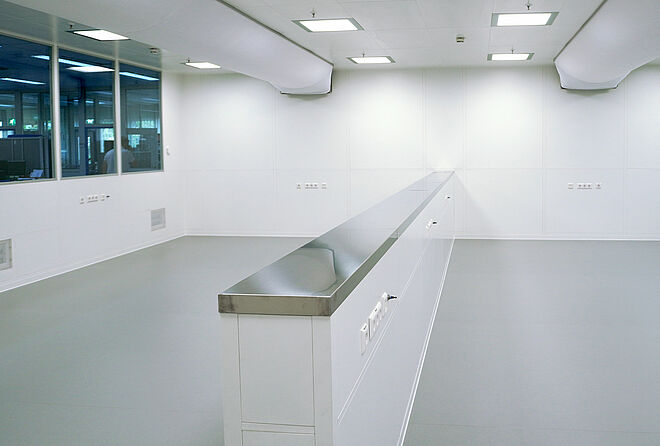 FAULHABER location Germany with new clean room for manufacture of products for medical technology